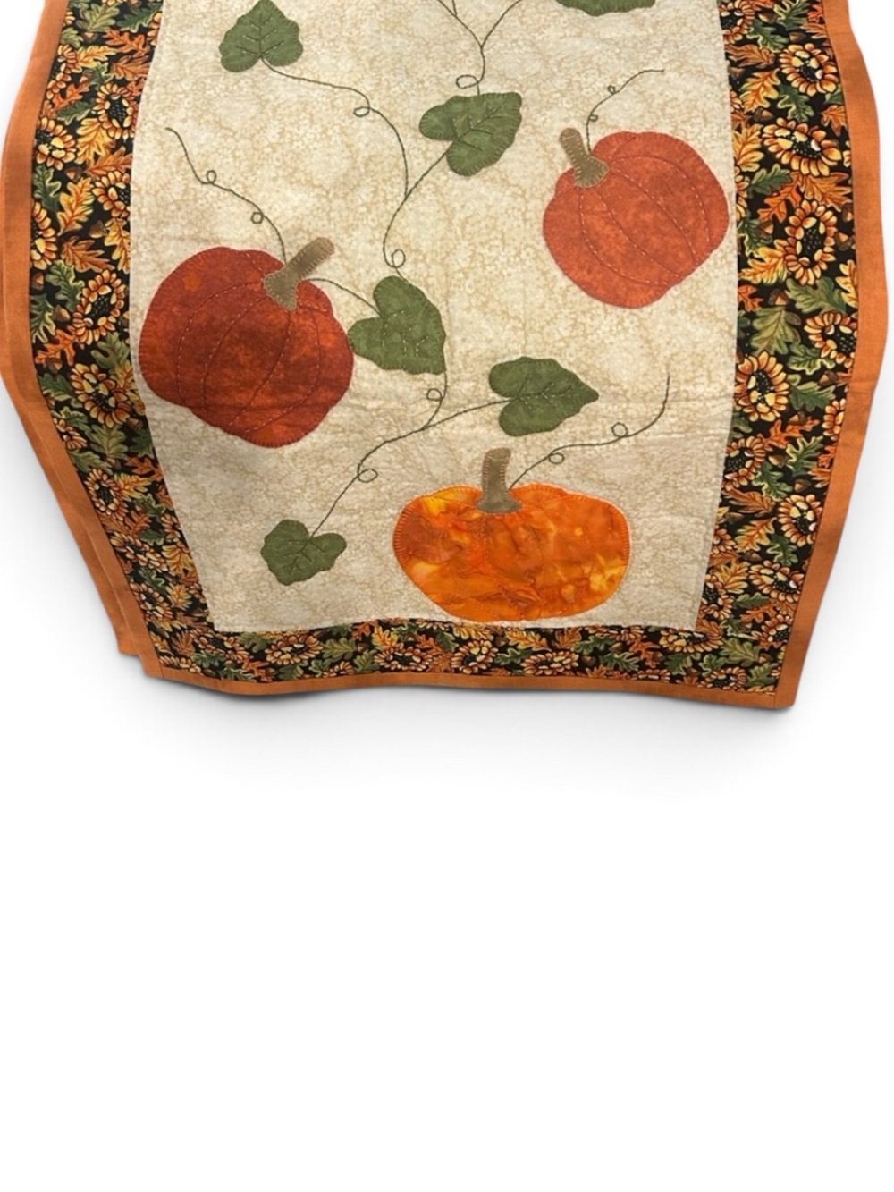 EUC Fall Autumn Table Runner 48”x21”
Like New Pumpkins